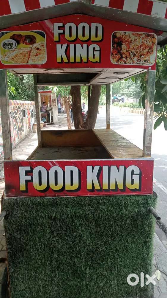 Stall pr kam krne k liye Cook chahiye