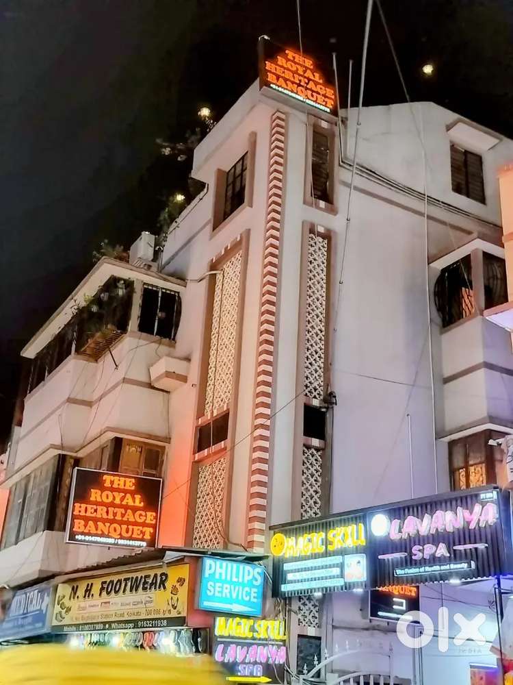 Commercial space in Baghajatin main market area