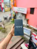 IQ Z10 X 8/128 Gb ( SEALED )