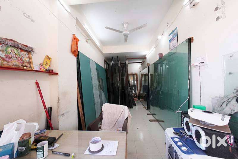 Yash Avenue Shop For Sell