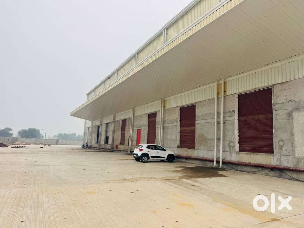 HUDA PLOT FOR SALE IN SEC 45 GURGAON N/E FACING