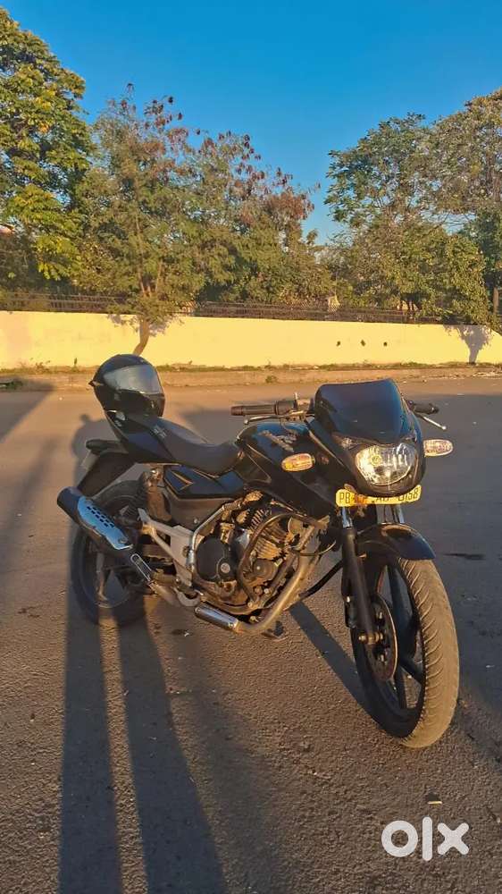 Pulsar 150 18,000