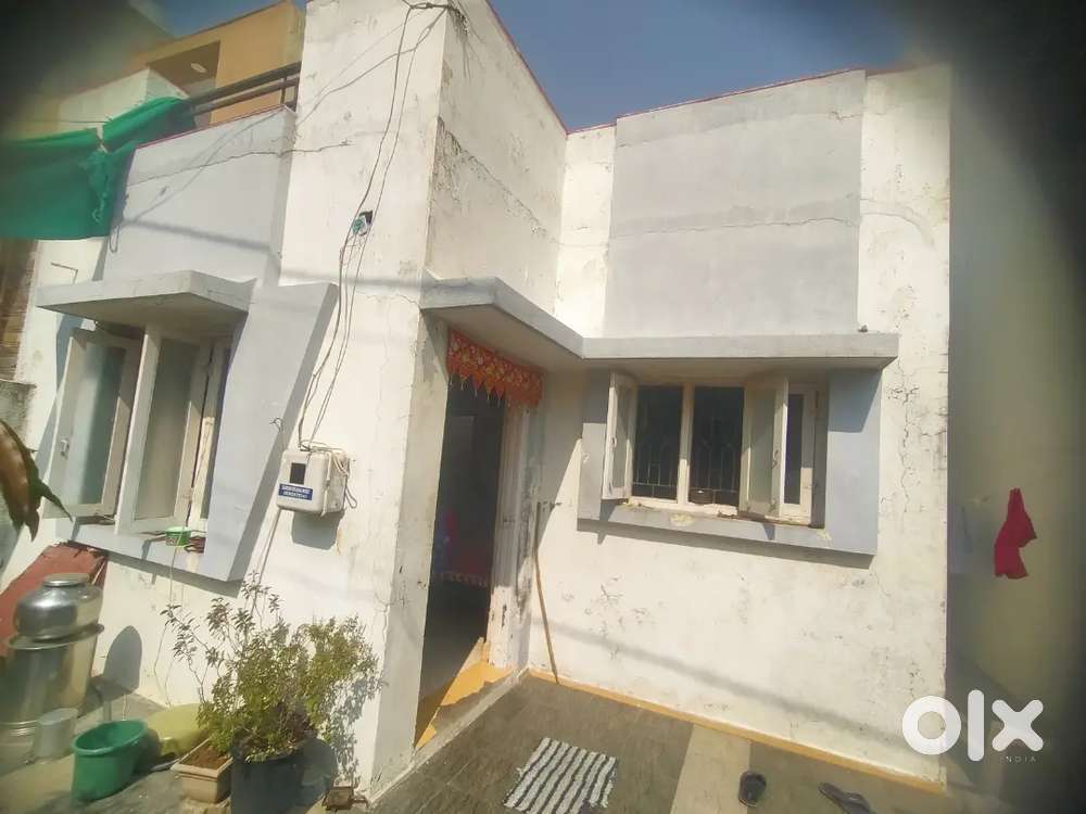 Best area near airport and petrol pump. પૈસા ઓછા કરશુ.