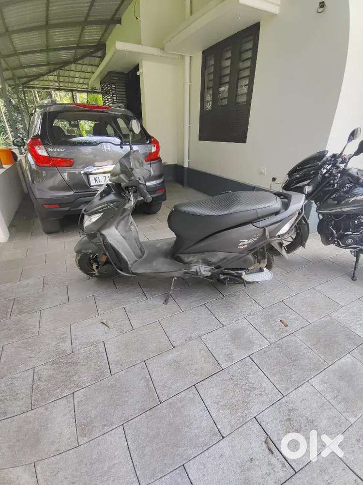 Digital meter good condition.  Contact me