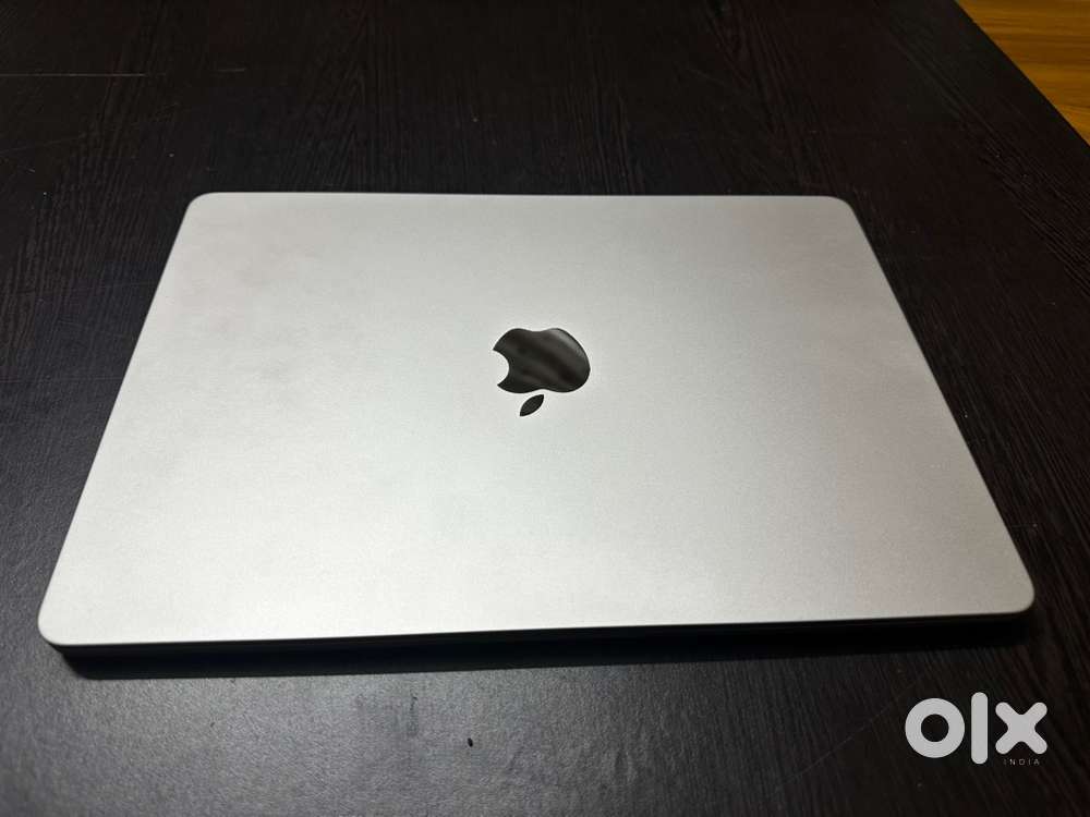 MAC BOOK AIR M2 CHIP