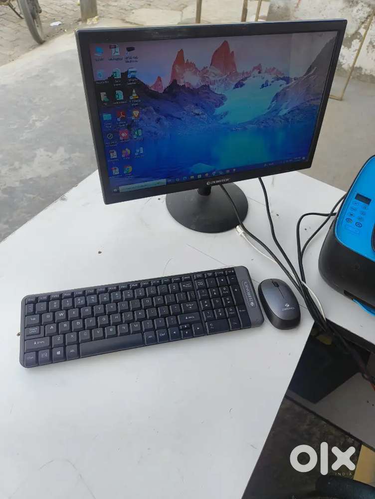 Desktop for sale good condition with wireless keyboard and mouse