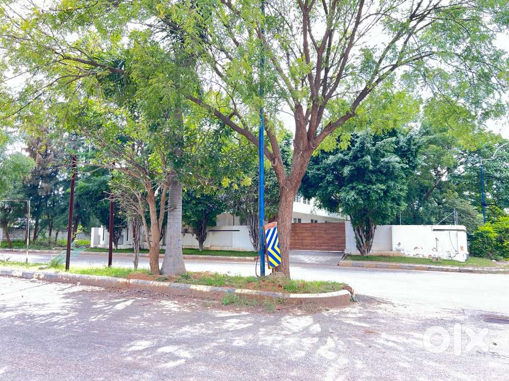 300 Square yards East Facing plot For Sale @MedchaL