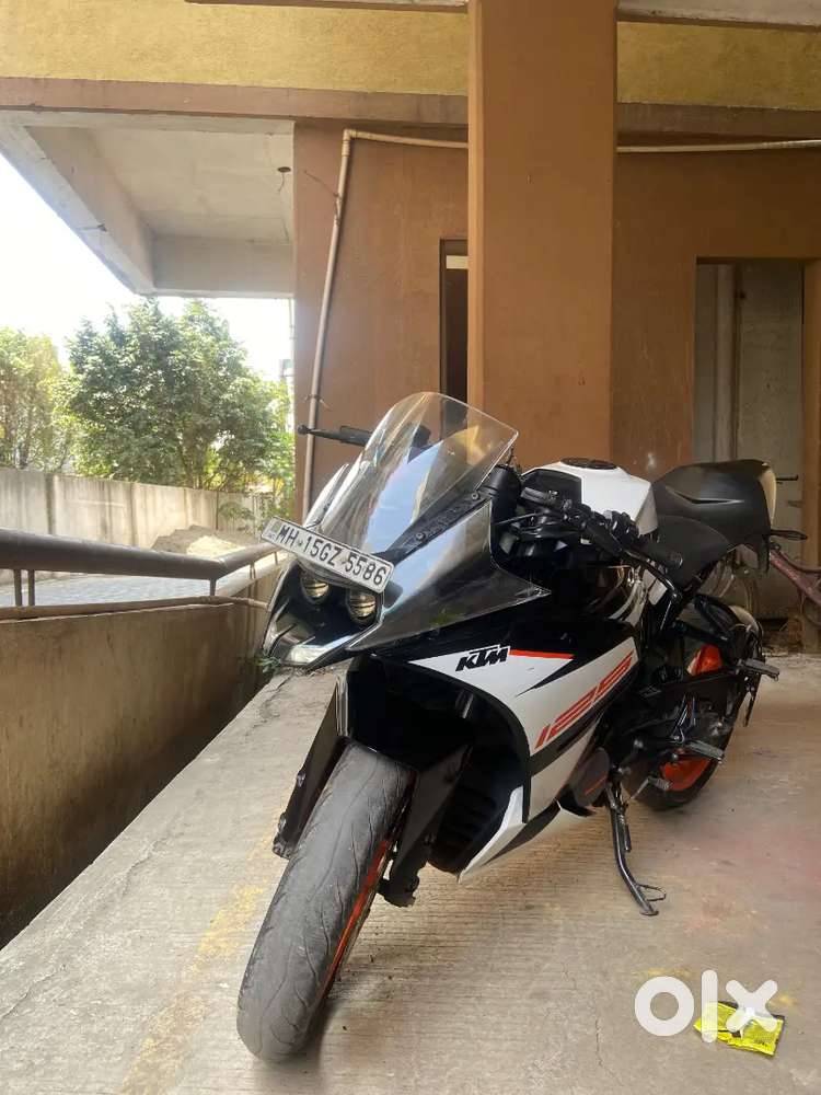 Rc 125 blank & white