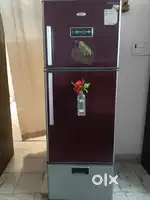Samsung Fridge - Rs 10,000/-
