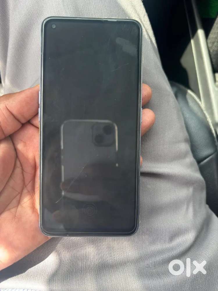 Realme X7 5G phone 8 Ram 128 memory