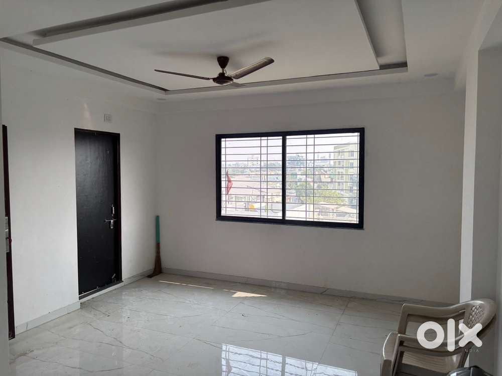 Urgently Female Flatmate Required for 2BHK Flat in Manewada Square