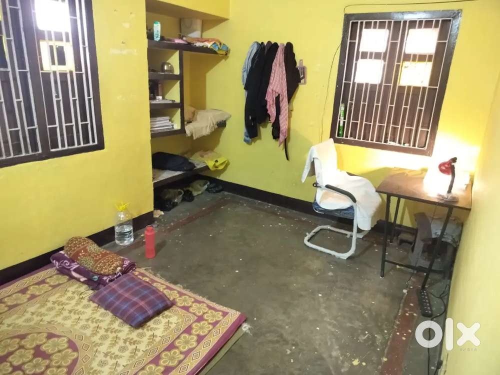 2BHK flat room patnar single bed BPSC Student serious padai karne bala