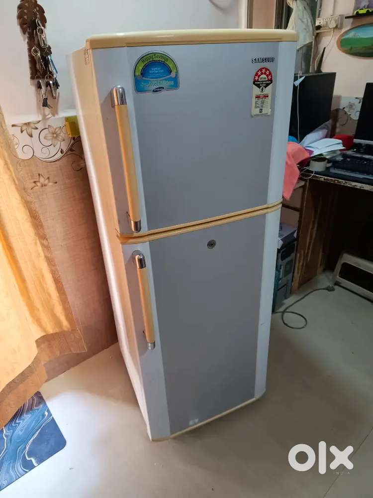 Samsung Double Door Refrigerator  8 years old