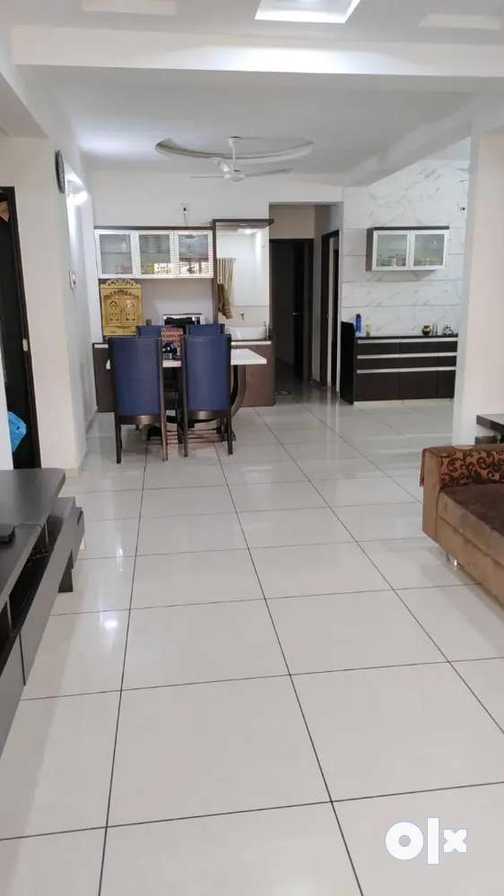 3BHK ROAD TOUCH FULLY FURNISHED FLET AVAILABLE FOR RENT NIZAMPURA