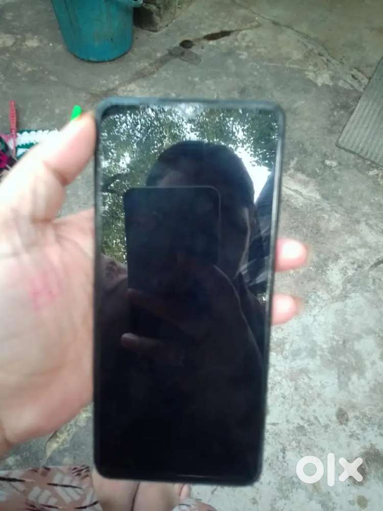 Samsung galaxy M12  ram - 4GB rom - 64GB bettry - 6000mAh