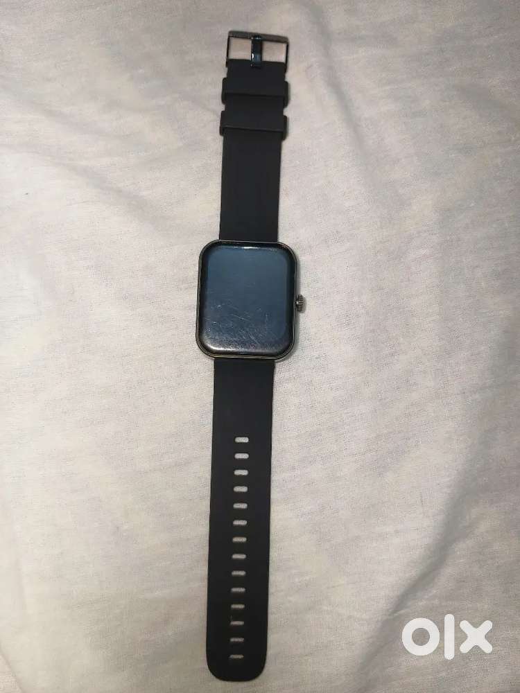 Noise colorfit pulse grand smart watch