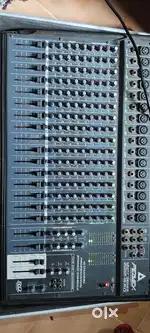 PEAVY 16 CHANNEL PROFESSIONAL AUDIO MIXER