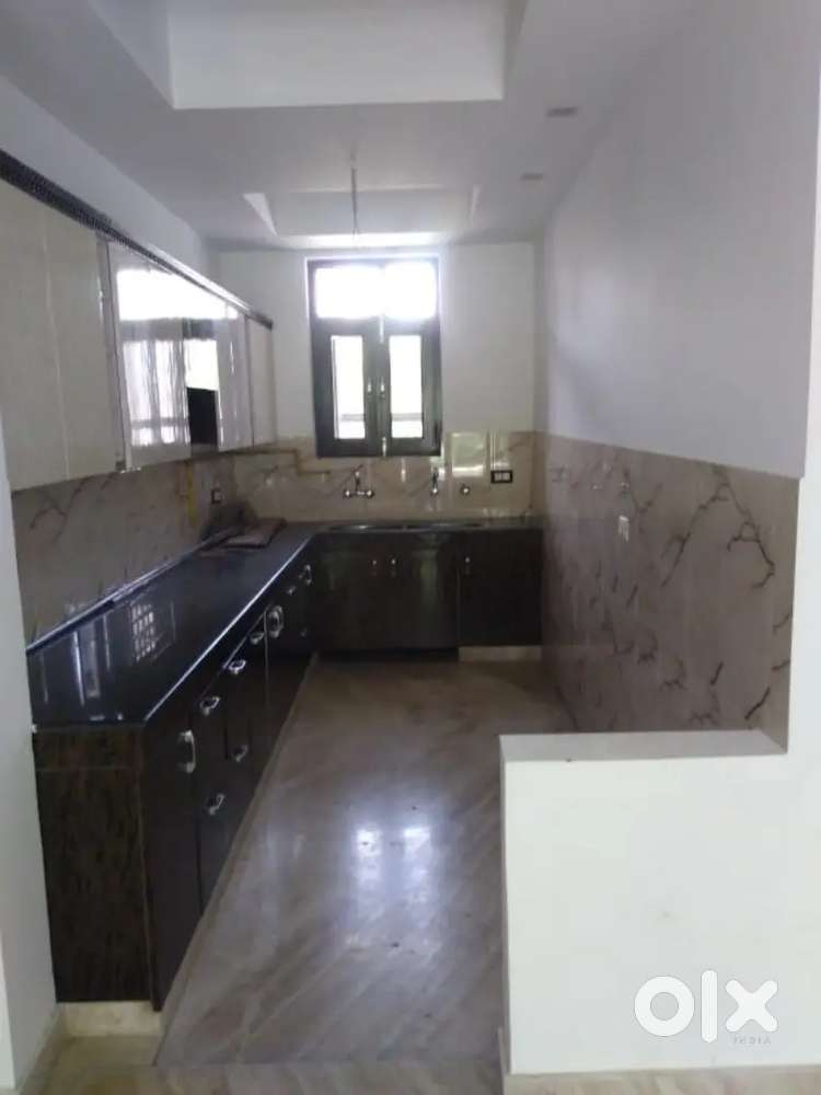 3 BHK SEMI furnish Flat For Rent In Noida