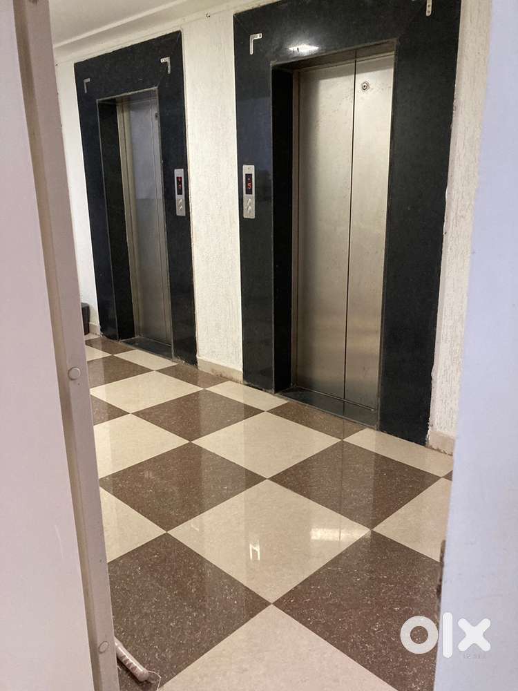 Looking for Female Flatmate for my 1 BHK Flat