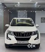 Mahindra XUV500 W11 Option, 2019, Diesel