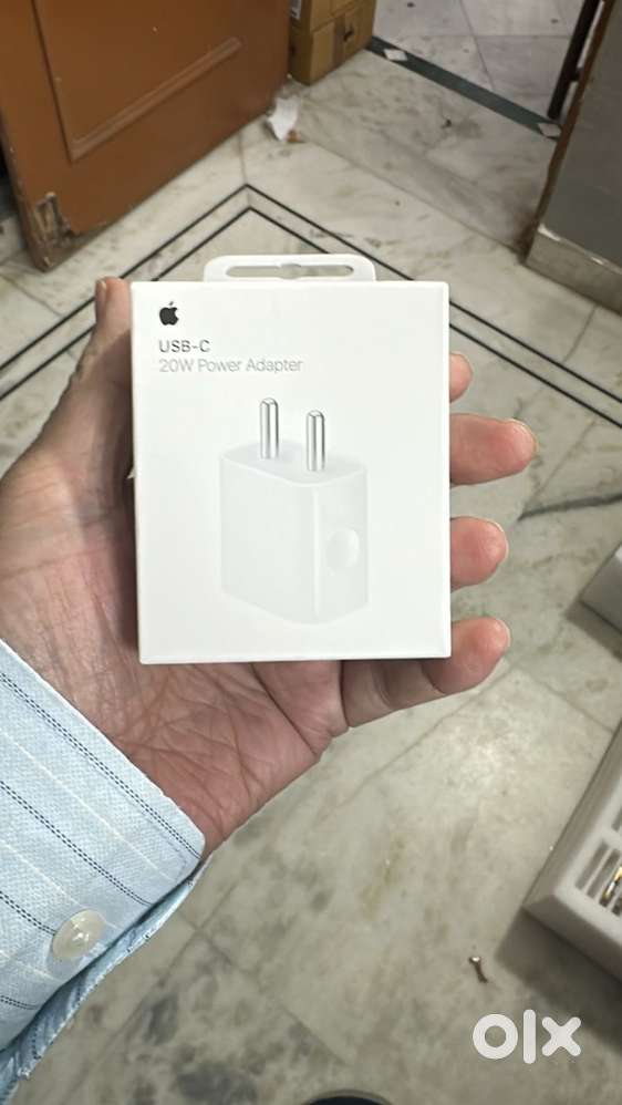 APPLE CHARGER