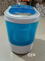 Mini washing machine for bachlor's