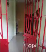 2 bhk flat (only for family)