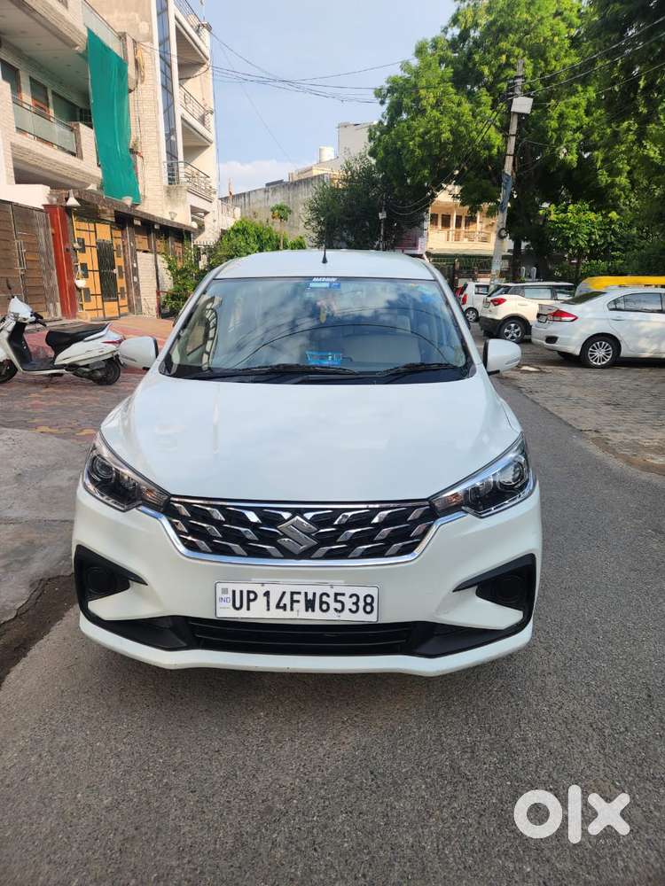 Maruti Suzuki Ertiga ZXi (O) CNG [2022-2023], 2023, CNG & Hybrids