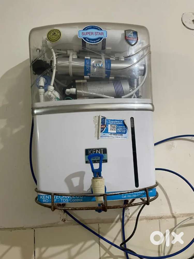 Move out Sale- Kent RO 1 year old