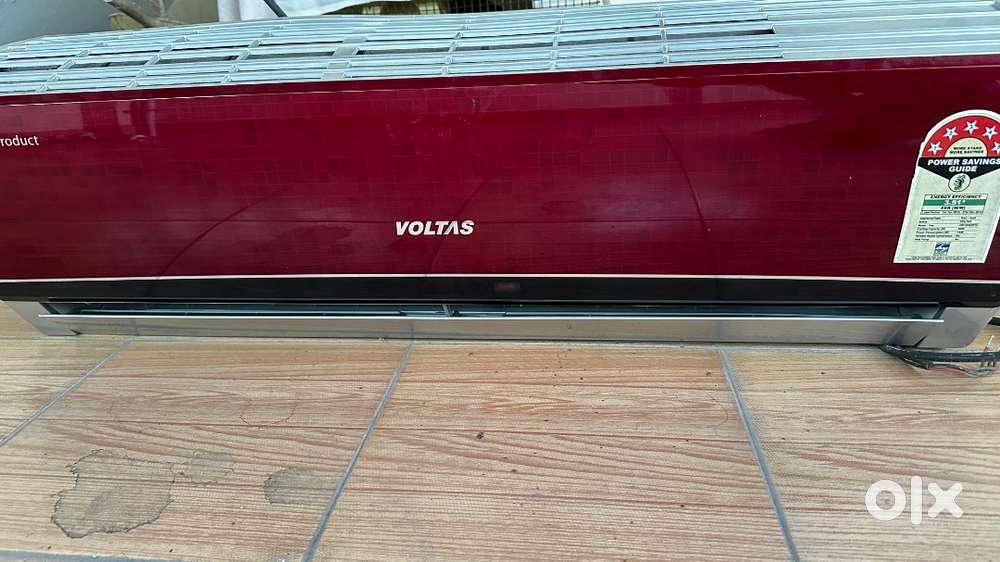 1.5 ton Voltas split AC