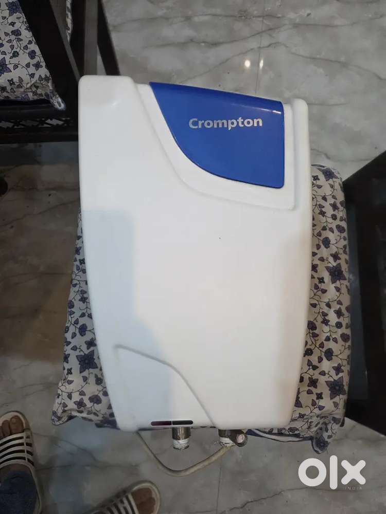 Crompton Water Geyser