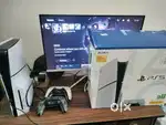 Play station 5 slip console disc virsion 3month old only with 2 remote