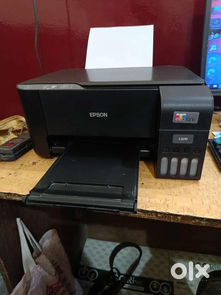 Epson printer L3210 black and white/colour 2year old in good condition