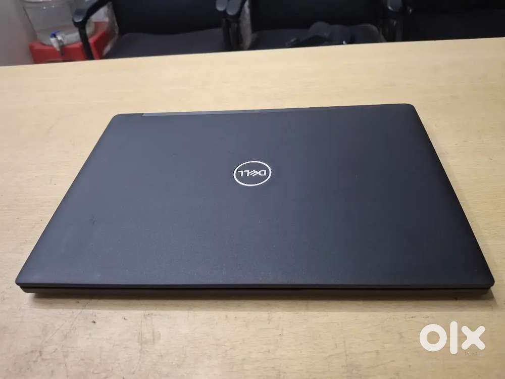Import TOUCH Laptop Dell Lat 7390, i7 8th, 8GB RAM, 256GB NVMe SSD,W11