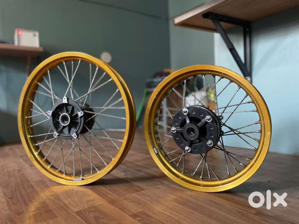 Himalayan 450 wheels