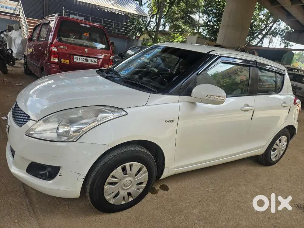 Maruti Suzuki Swift 2013 Diesel 105000 Km Driven