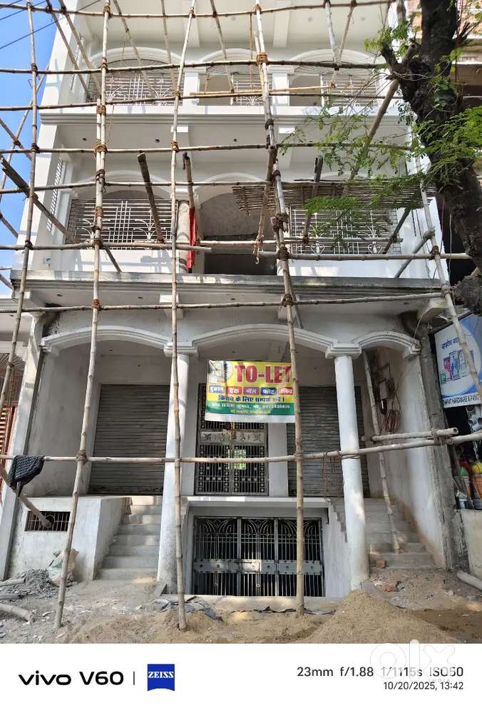 Shop , Open Space for Office,1700 sqft,1 BHk 2 BHK