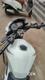 Suzuki GS150R