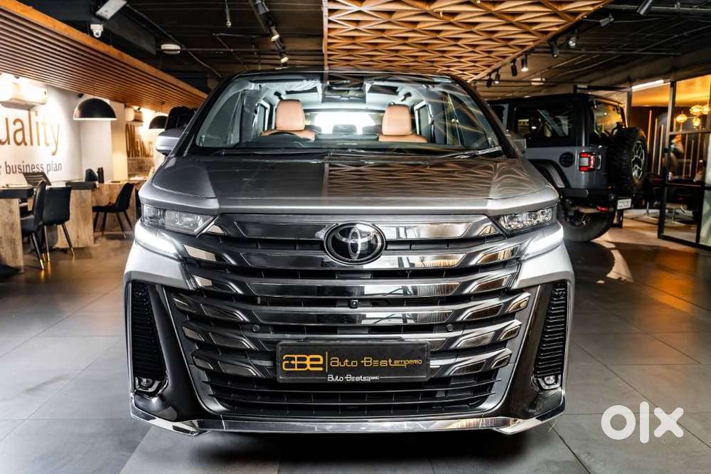 Toyota VELLFIRE VIP – Executive Lounge, 2024, Petrol