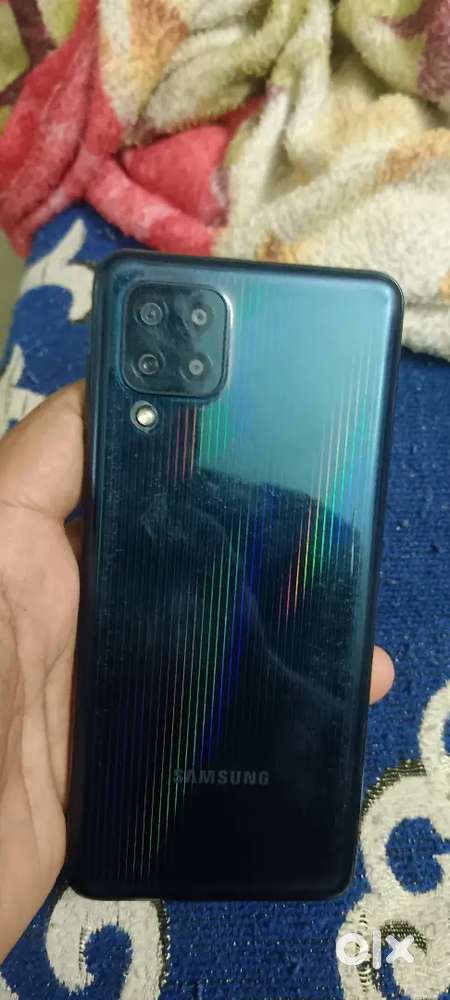 Samsung m32