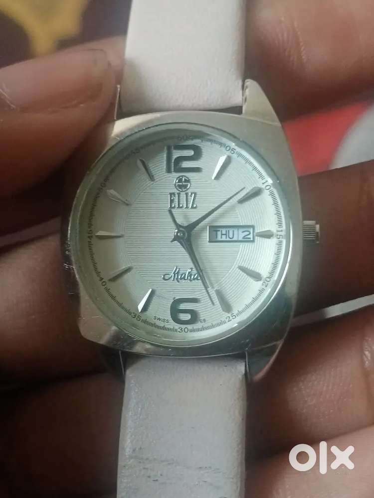 Branded watches need battery change