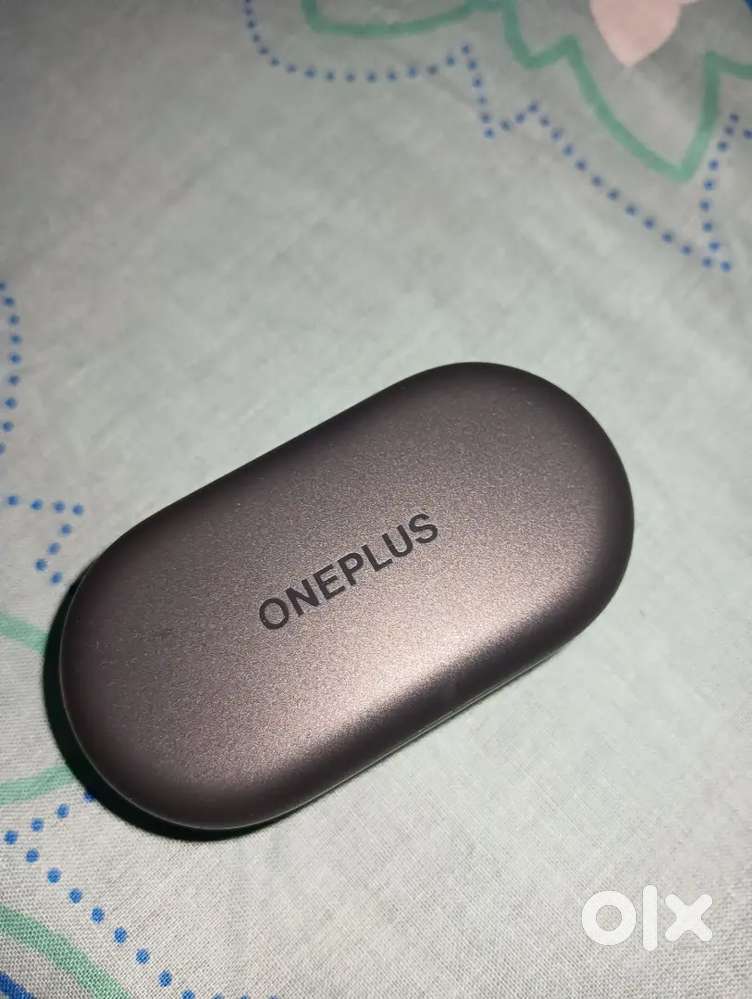 Oneplus nord 2r new only 3 day old fixed price