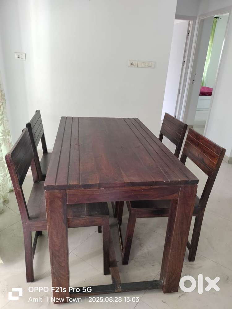 4 Seater Dining Table.
