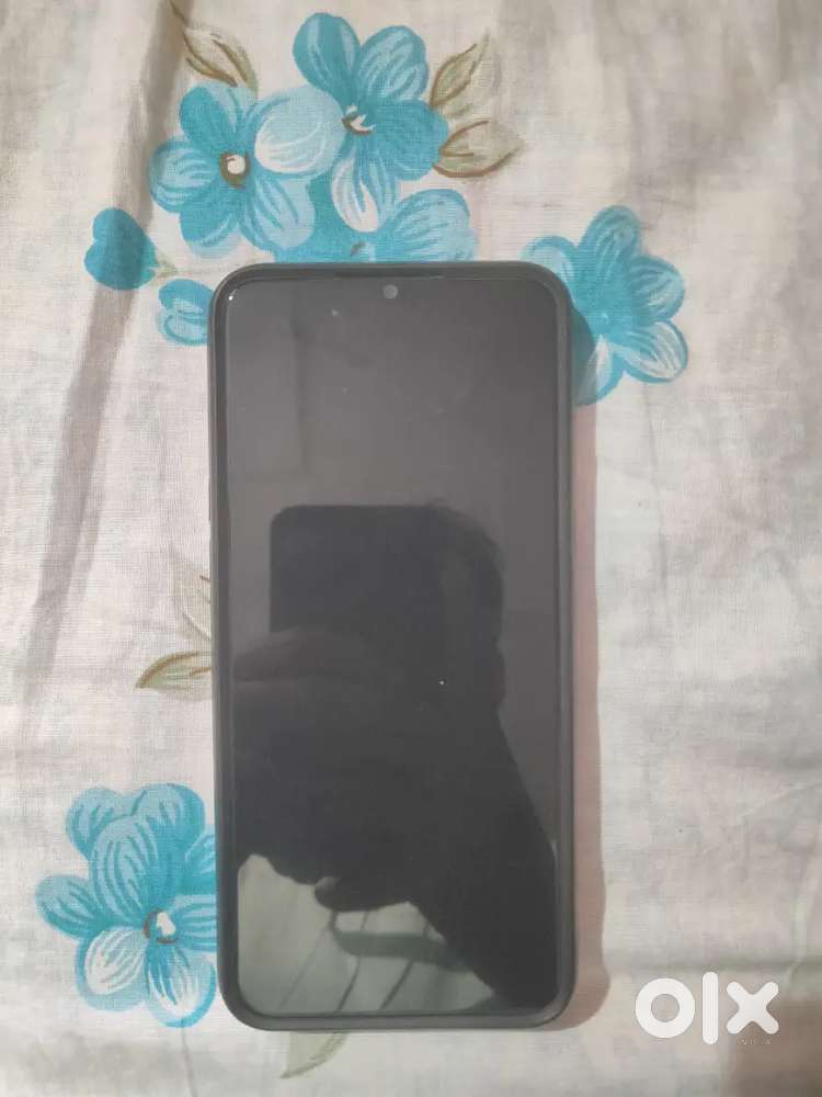 Realme C3 Red Colour