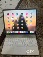 iPad Pro 2023 12.9 inch WiFi+5G 512 GB with Magic Keyboard