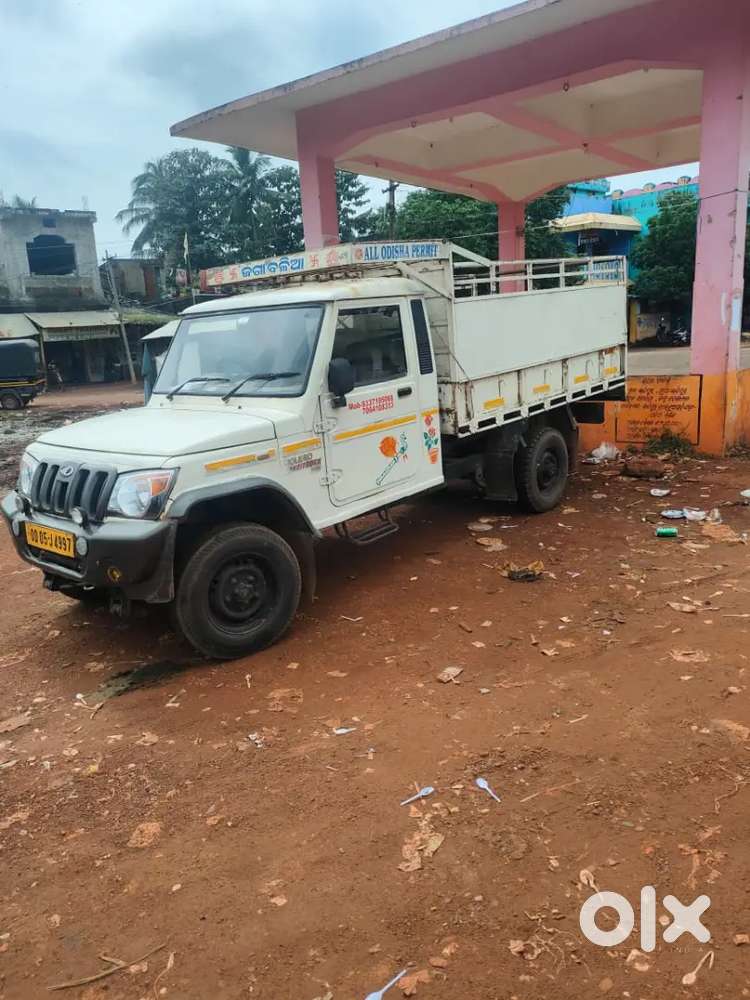 Mahindra Pickup maxi truck plus