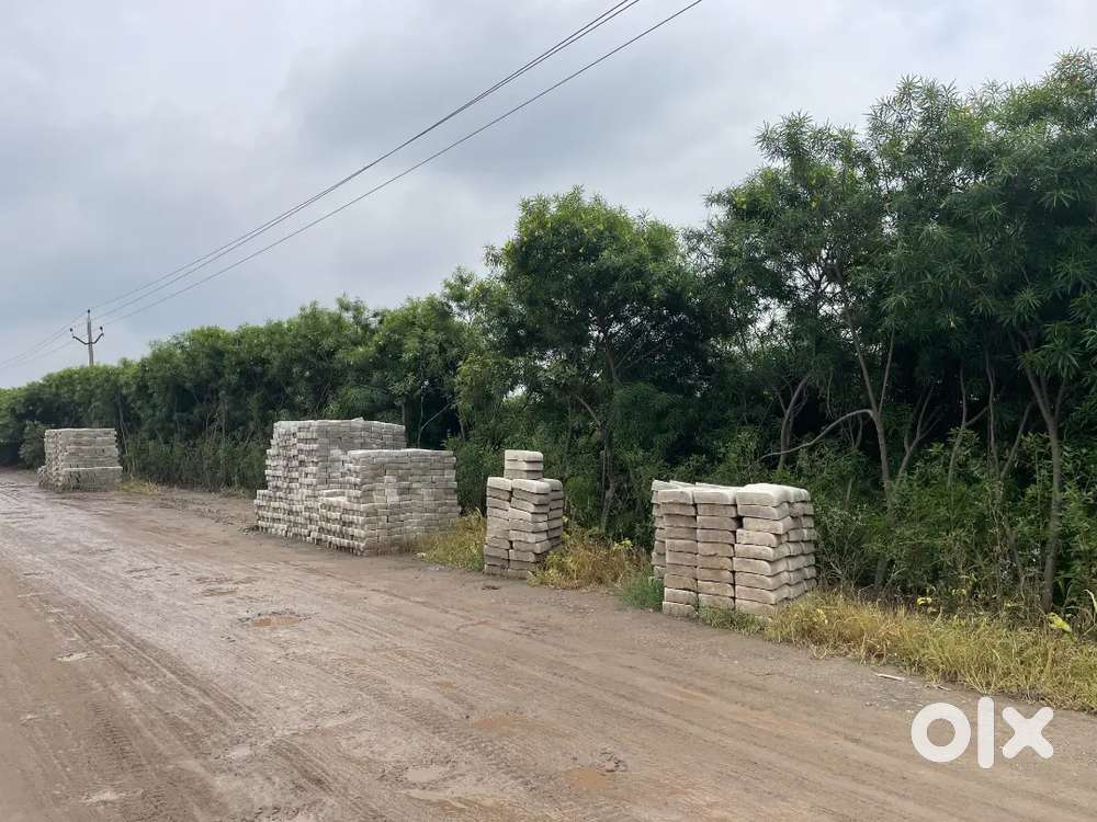 Plots for sale in 26,900 per gaj , negotiable