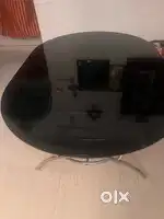 6 feet long heavy glasstop 6-seater dining table