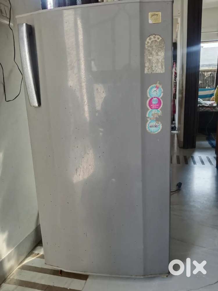 Godrej 165 lt fridge
