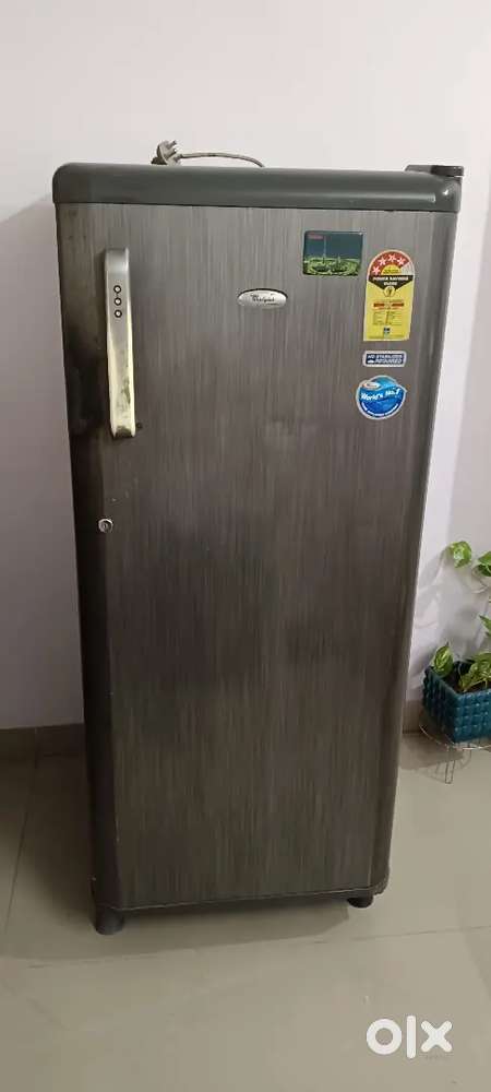 Fridge whirlpool on sale 230ltr 3500rs. Good condition vastrapur 29oct